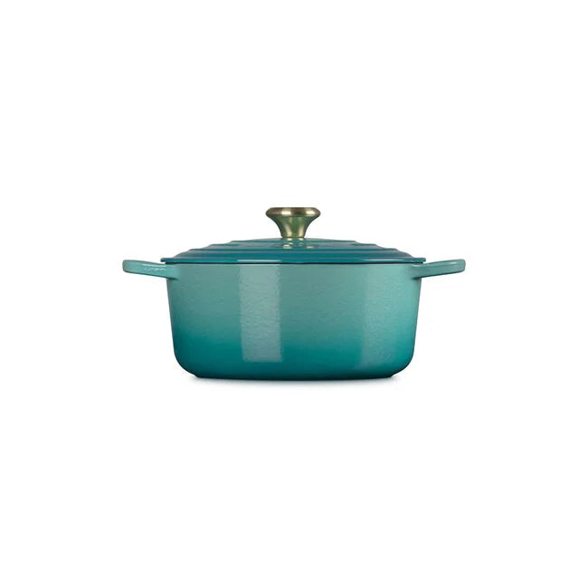 Le Creuset Signature Round Dutch Oven 5.5 Qt - Riviera Blue