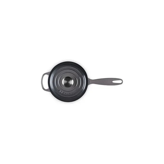 Le Creuset Signature Saucepan 2.25 qt - Oyster