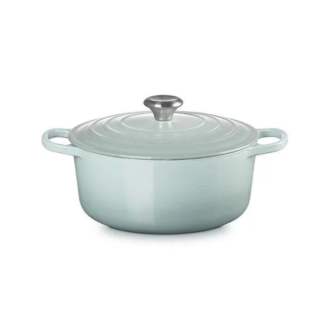 Le Creuset Signature Round Dutch Oven 5.5 qt - Sea Salt