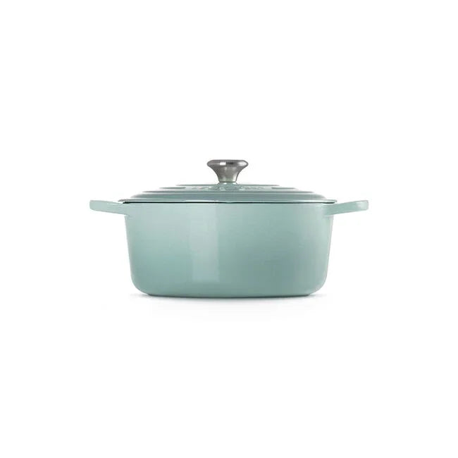 Le Creuset Signature Round Dutch Oven 7.25 qt - Sea Salt