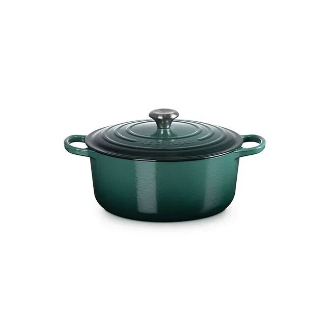 Le Creuset Signature Round Dutch Oven 7.25 qt - Artichaut