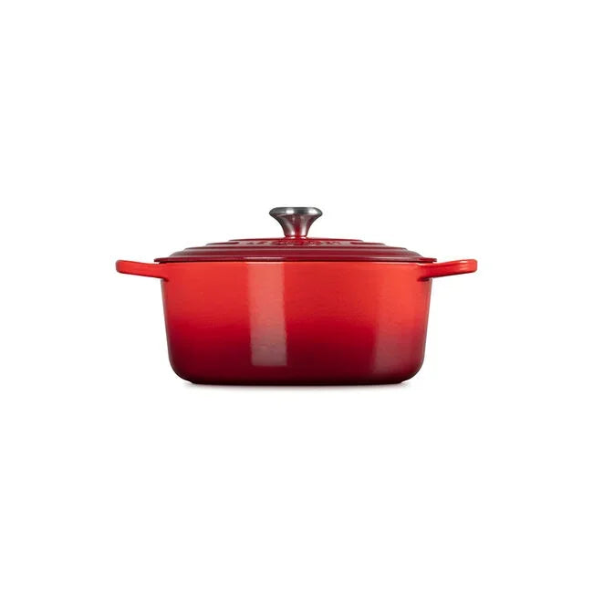 Le Creuset Signature Round Dutch Oven 7.25 qt - Cerise