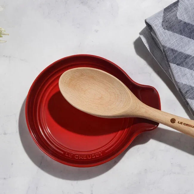Le Creuset Signature Spoon Rest - Cerise