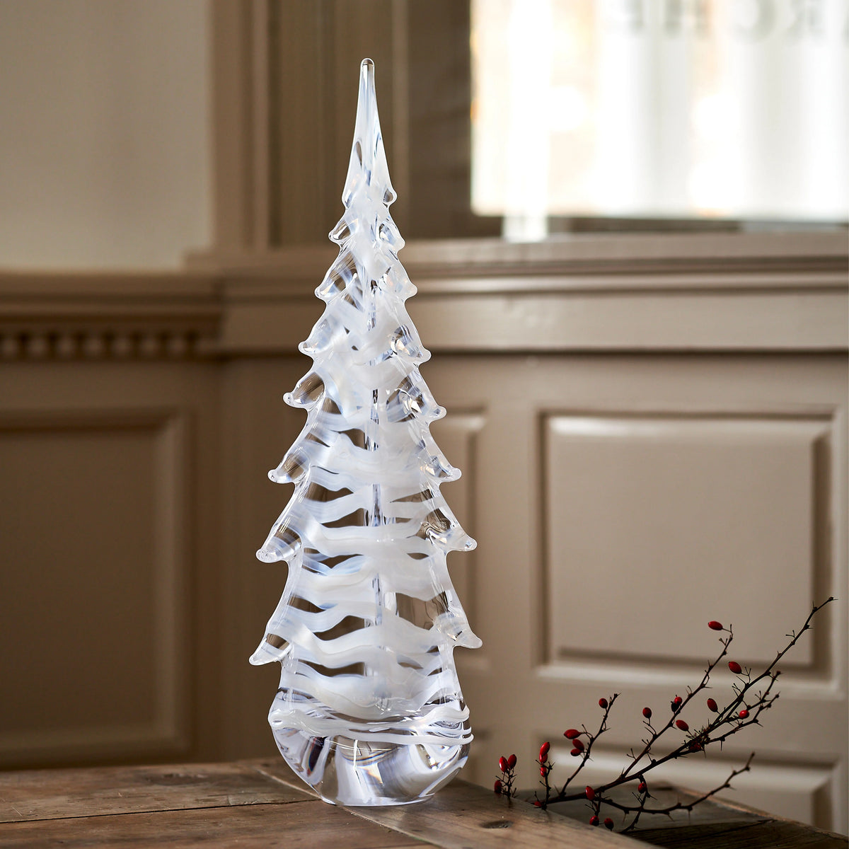 Simon Pearce Snowdrift Glass Evergreen, 18 in.