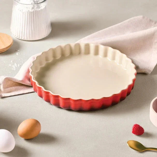 Le Creuset Tarte Dish 9" - Cerise