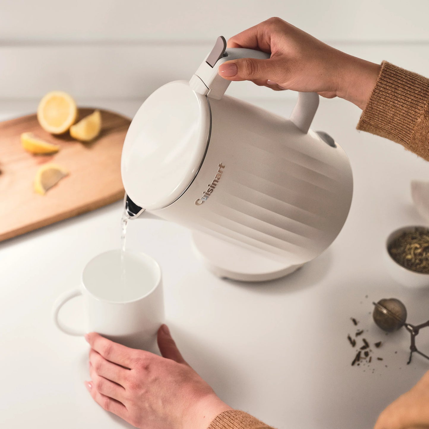 Cuisinart Soho™ 1-Liter Double-Wall Electric Kettle - White