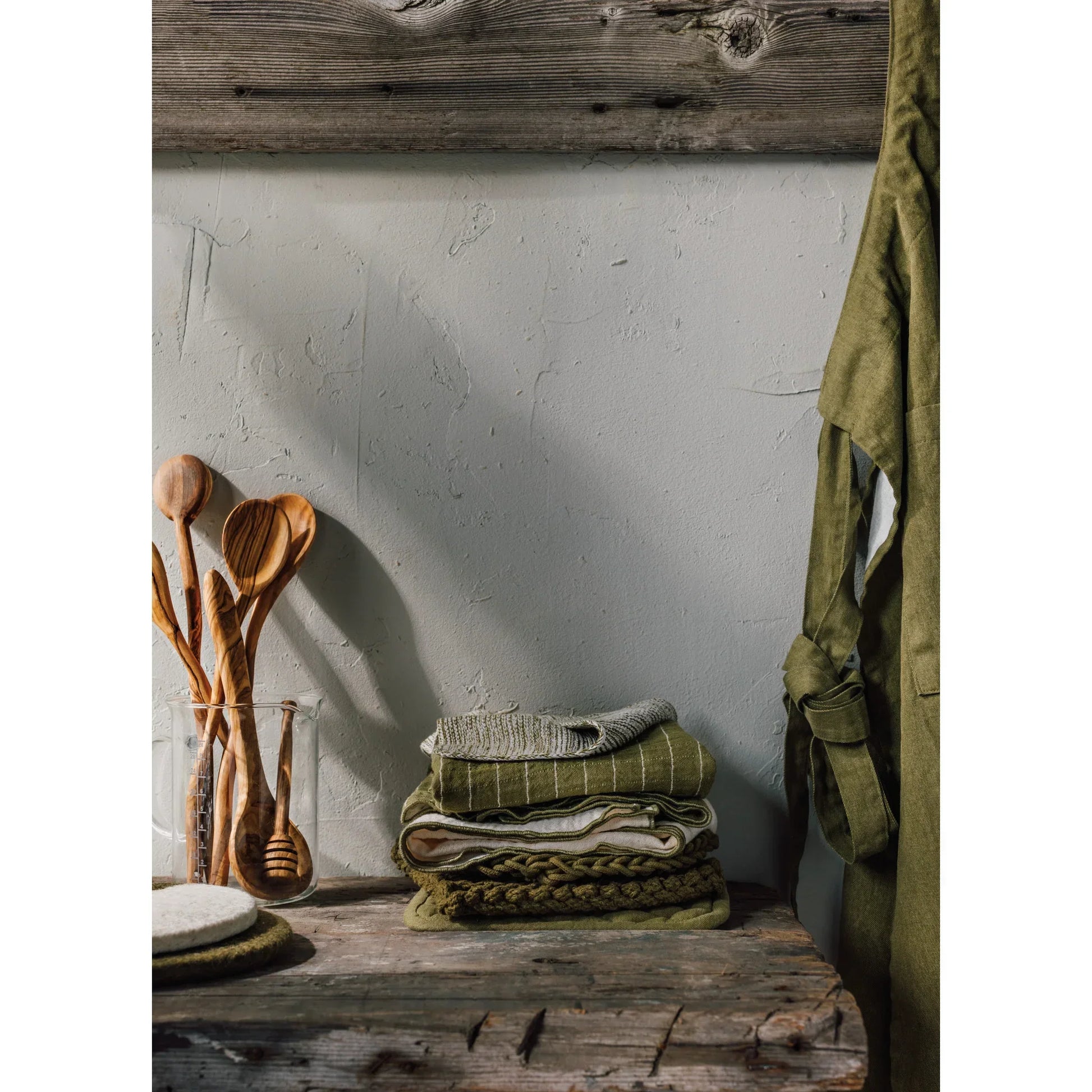 Stonewash Olive Branch Potholder - Marcel’s Culinary Experience