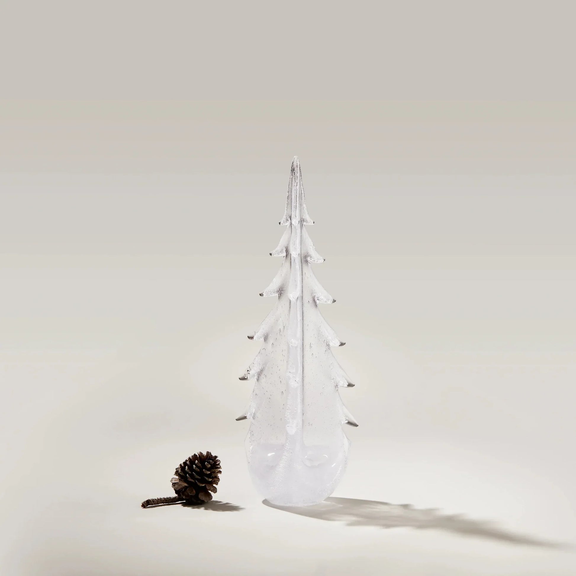 Simon Pearce Vela Evergreen 16" - Marcel’s Culinary Experience